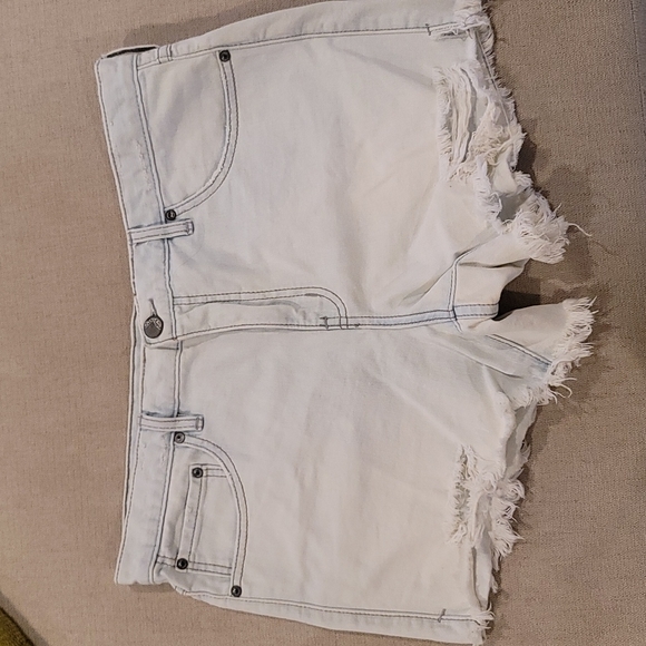 Free People We the Free Cut Off Jean Shorts - Picture 1 of 2